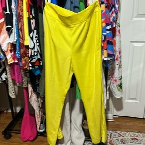 Wide leg slacks in Size S